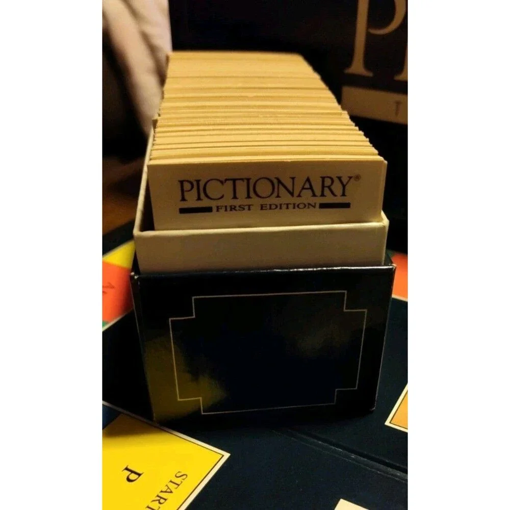 Pictionary vintage game